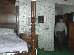 szőrös szőke kap egy kemény fasz
